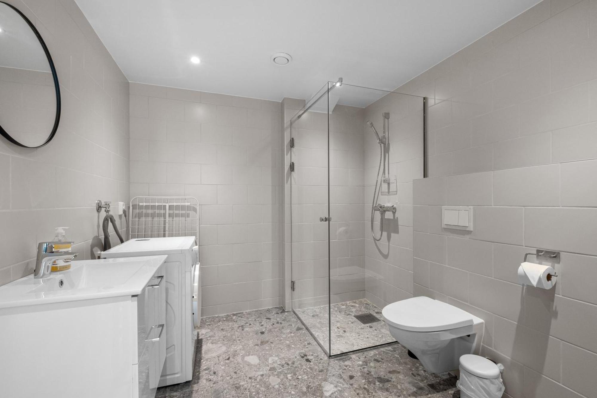 Forenom Serviced Apartments Драммен Номер фото